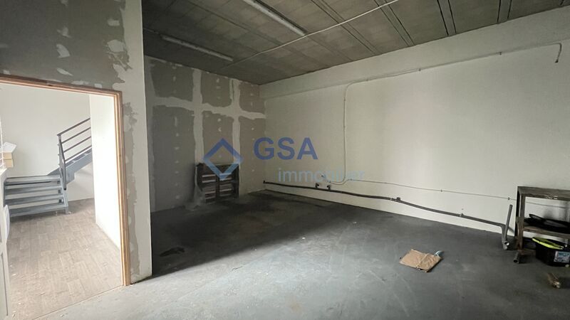 BONDOUFLE, dans le Parc d'Activités des Bordes, à