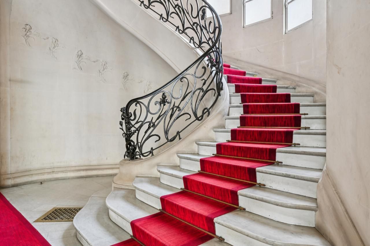 Location bureaux à Paris 75008