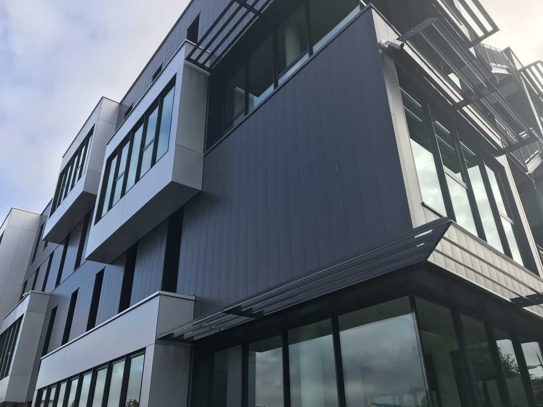 A VENDRE A LOUER  BUREAUX à SAINT GREGOIRE ----- 