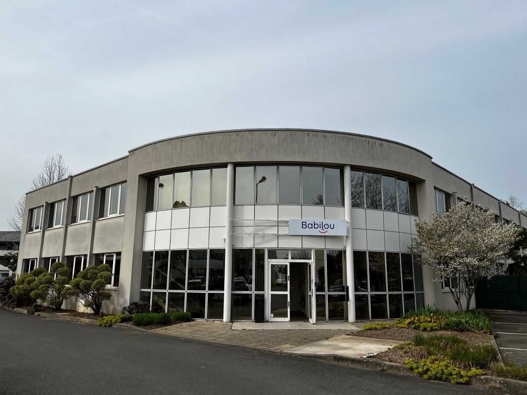 Location Bureaux SAINT GREGOIRE  Au sein d'un par