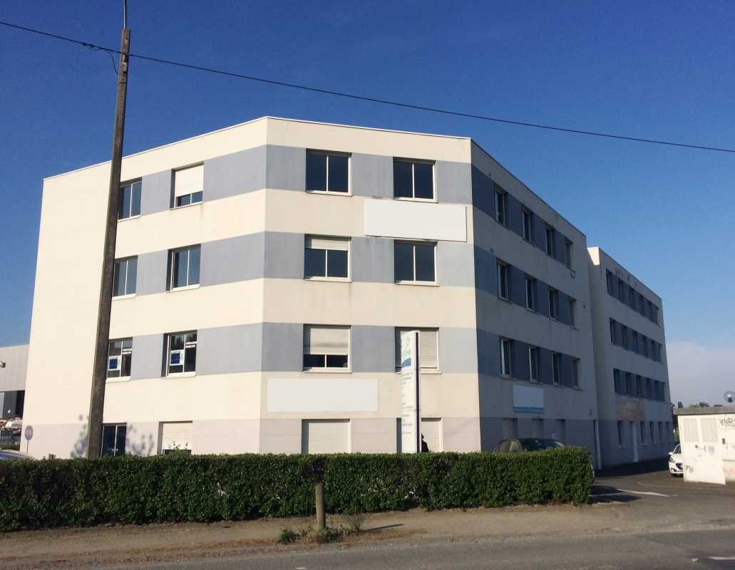 Location bureaux CHANTEPIE  --- Cushman & Wakefie