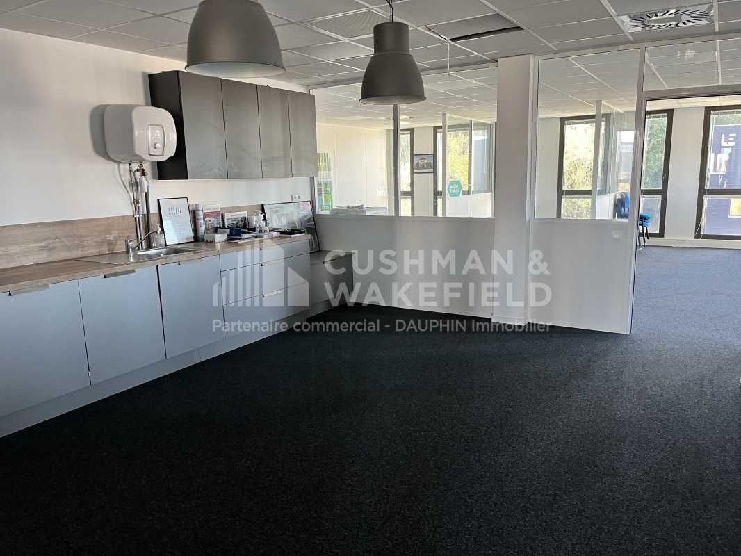 Cushman & Wakefield Rennes vous propose deux surf