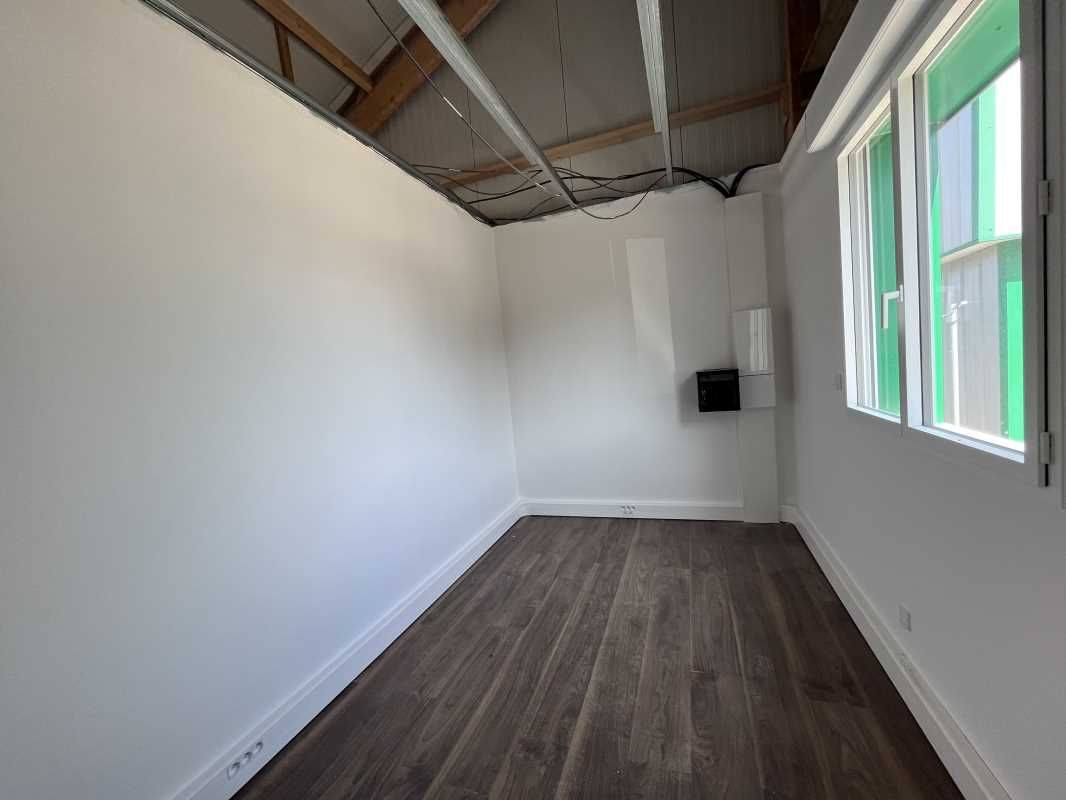 Activités de 645 m² divisibles à partir de 195 m²