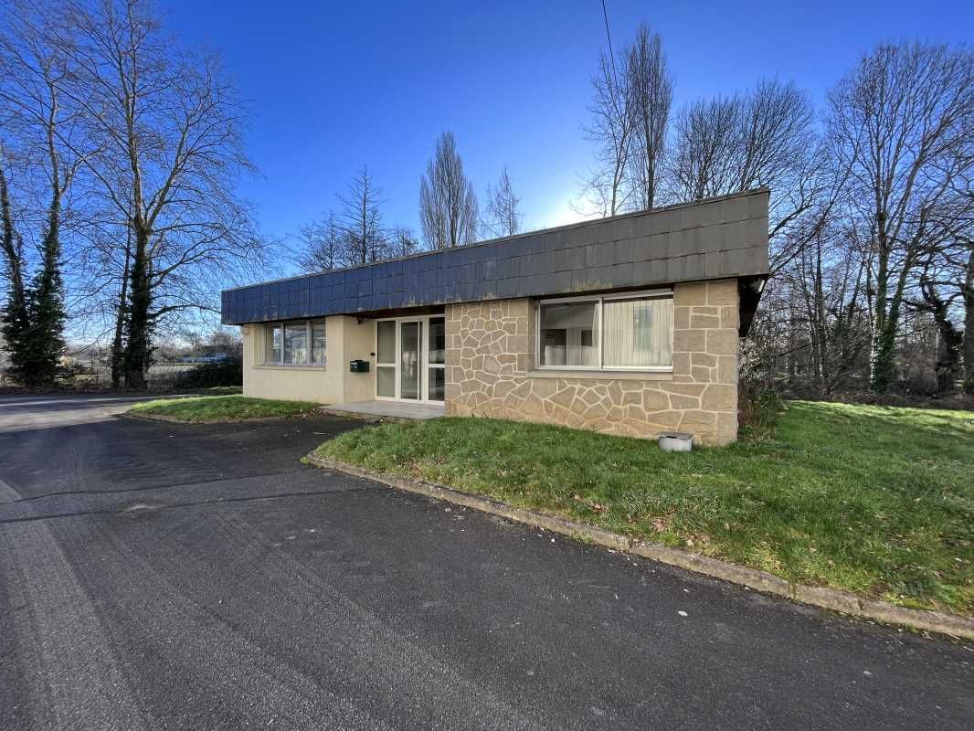 Activités de 1 365 m² divisibles à partir de 200 