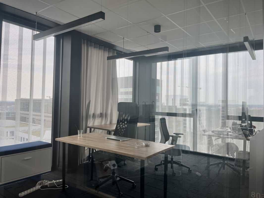 La Courrouze, à proximité immédiate du métro.