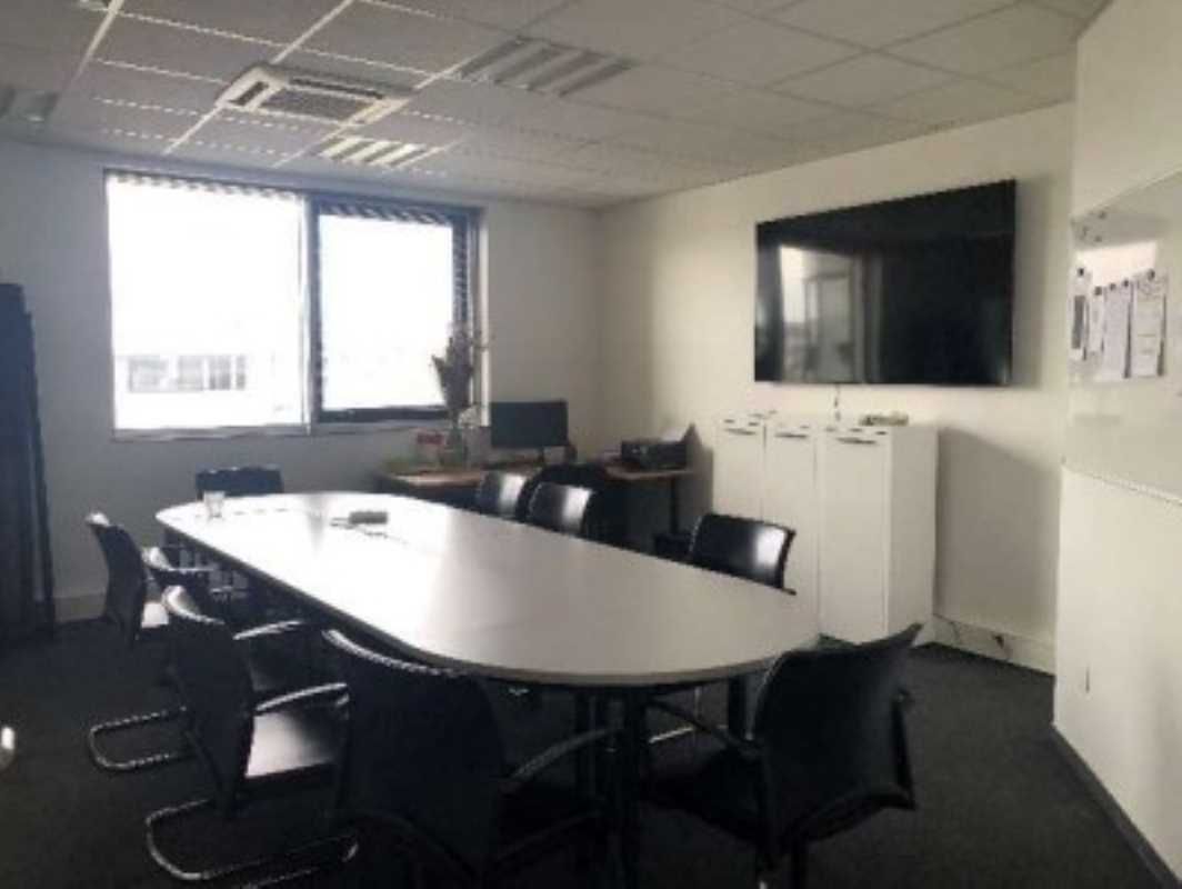 A LA LOCATION BUREAUX SAINT GREGOIRE  Dans un cen