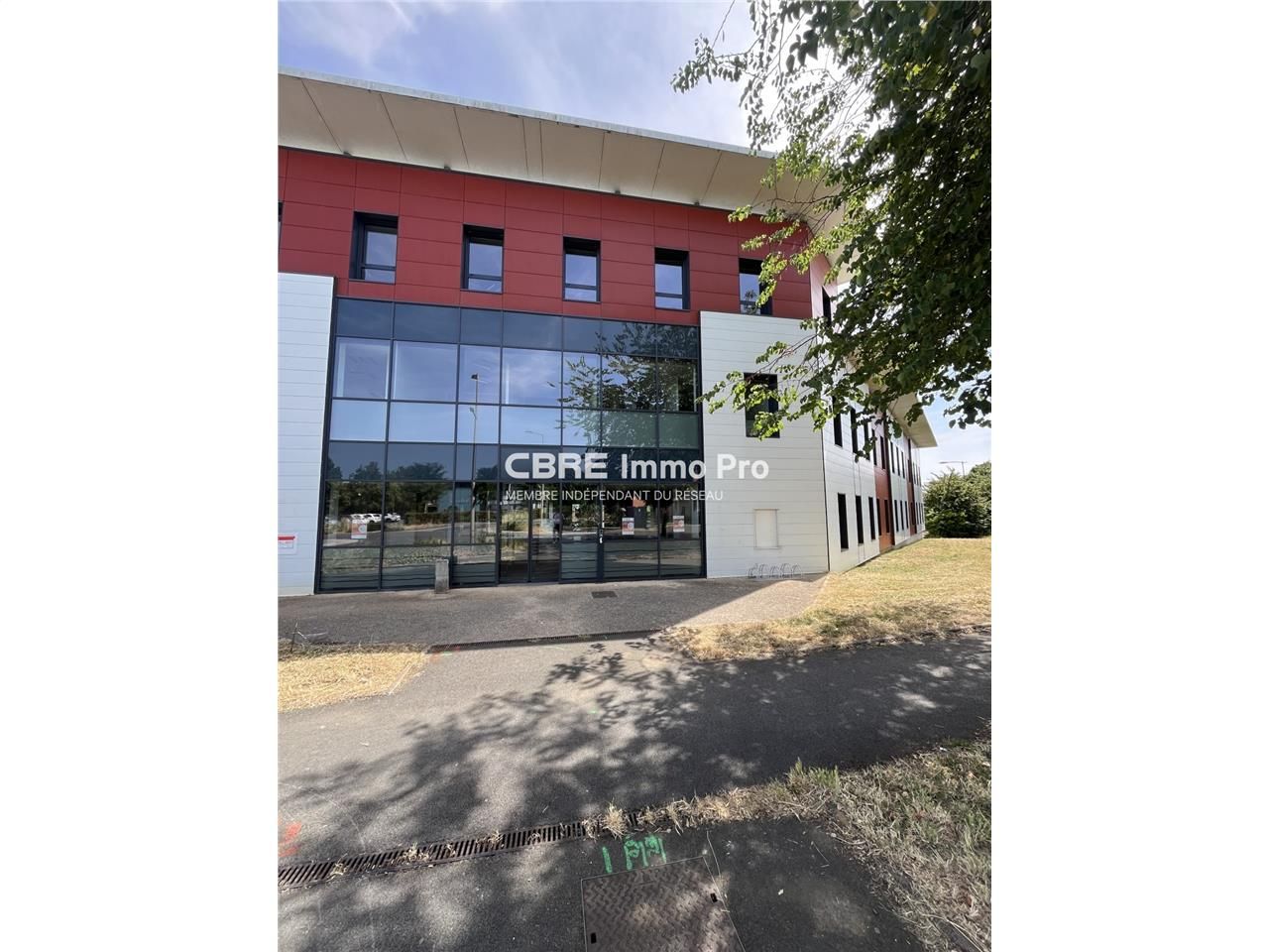 A VENDRE - opportunité unique d'acquérir un immeu