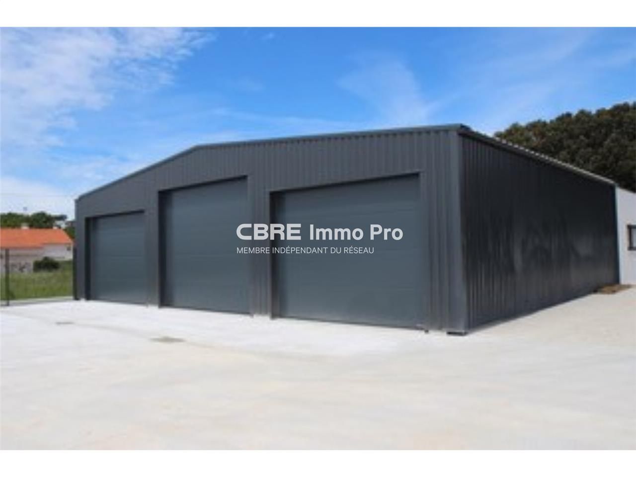 A VENDRE -  Situé à Saint-Palais-Sur-Mer, ce loca