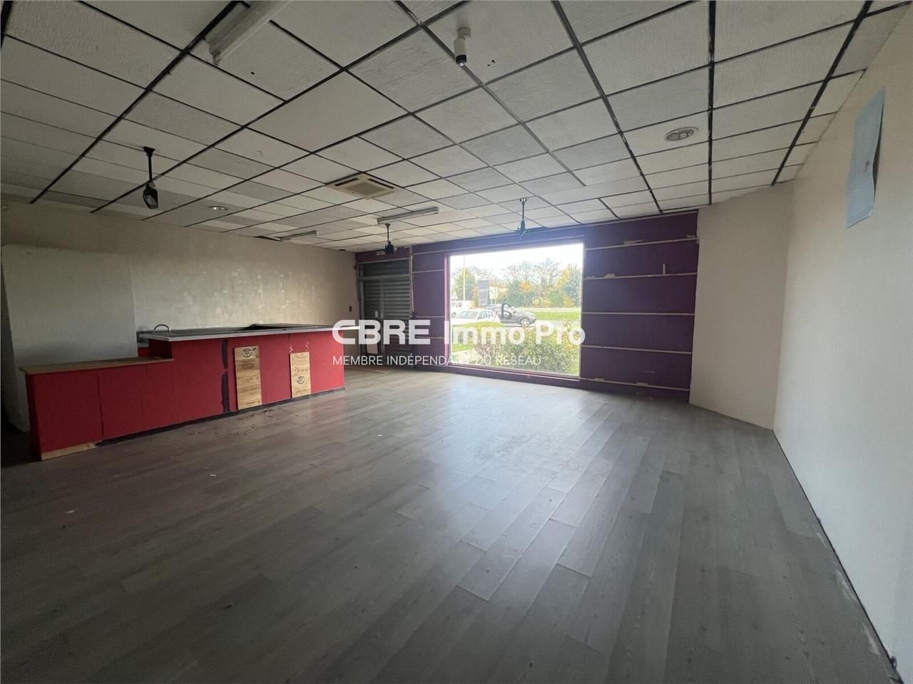 Opportunité à saisir ! Local Commercial à louer s