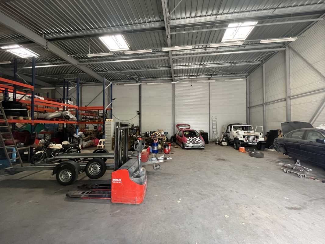 Au coeur du Pôle 45, à proximité des axes routier