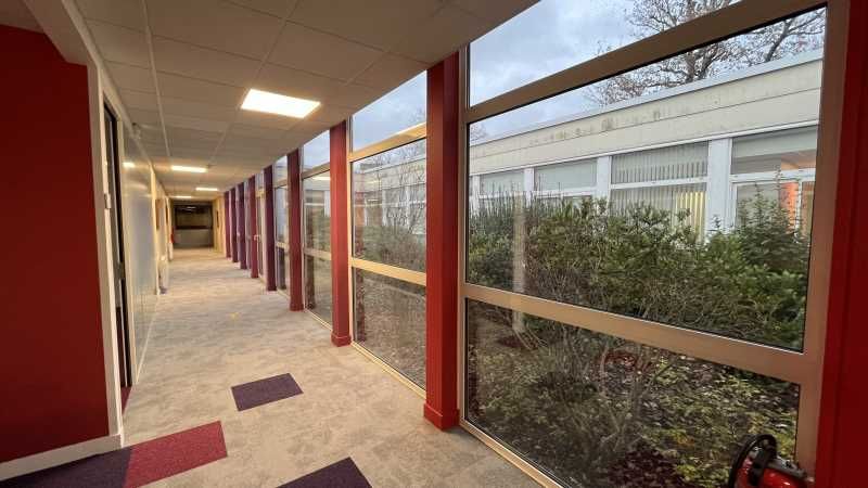 Au sud d'Orléans, Arthur Loyd vous propose un ens