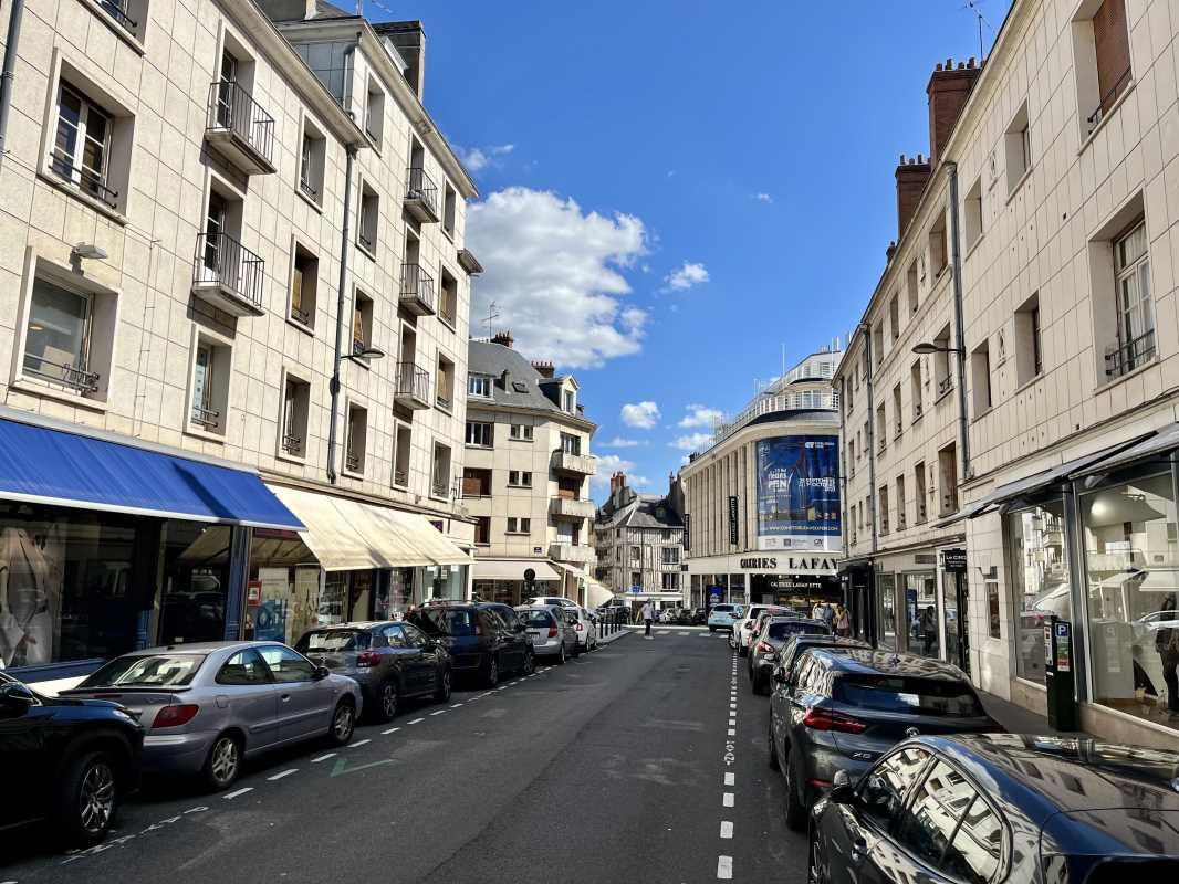 Vous cherchez un emplacement commercial dans un q