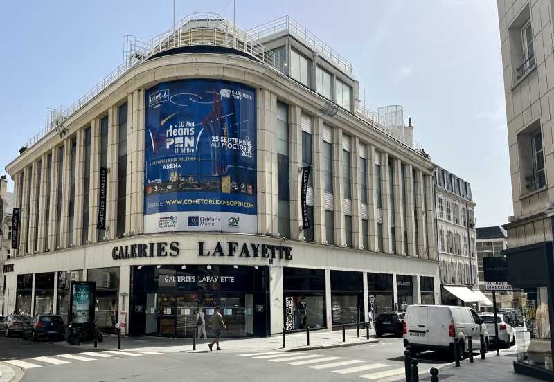 Vous cherchez un emplacement commercial dans un q