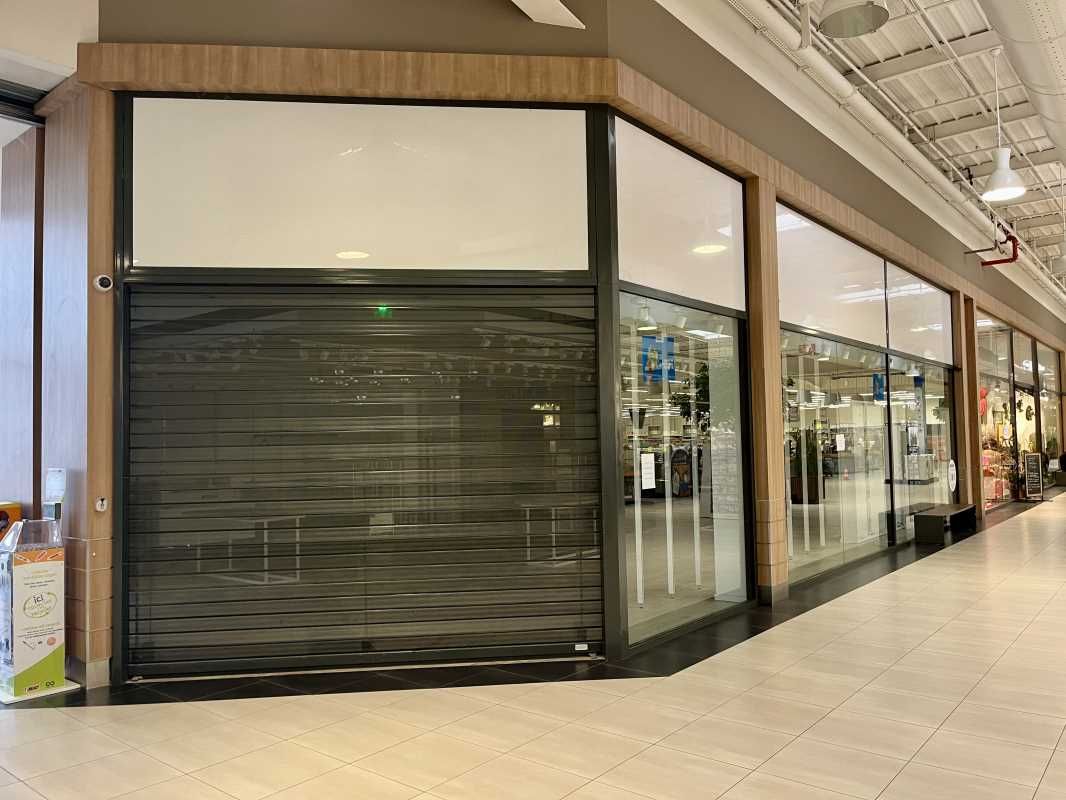 Arthur Loyd Orléans vous propose un local commerc