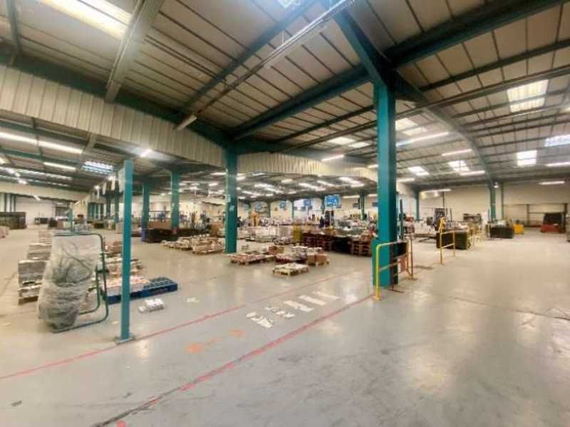 À la recherche de locaux d'activité à louer à Sai