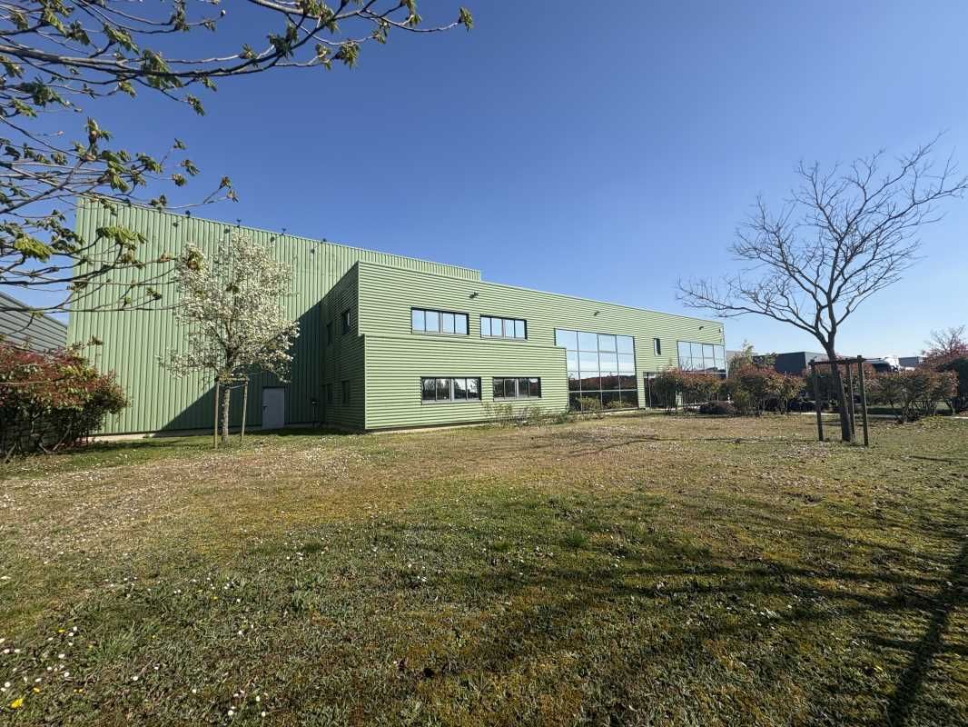 Au coeur du Parc d'Activités des Aulnaies, sur un