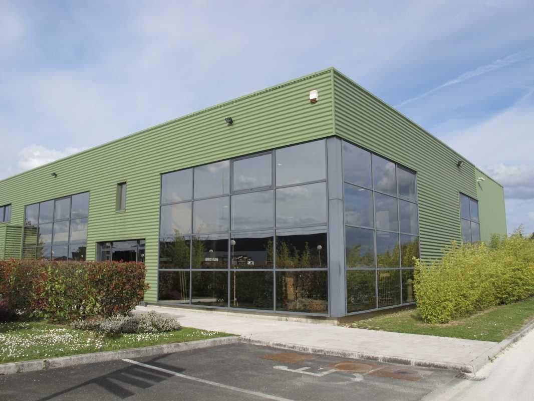 Au coeur du Parc d'Activités des Aulnaies, sur un