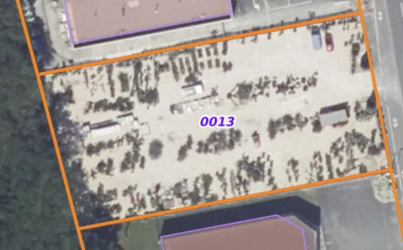 Location locaux commerciaux 2600 m² non divisibles