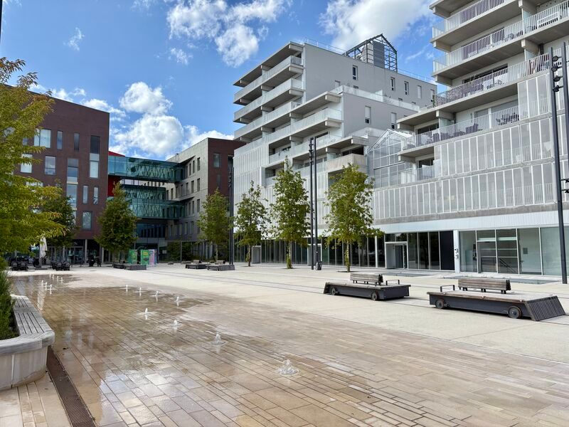 Situé au coeur du quartier Interives, à Fleury-le