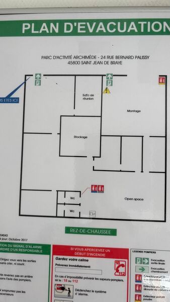 Location entrepots 320 m² non divisibles