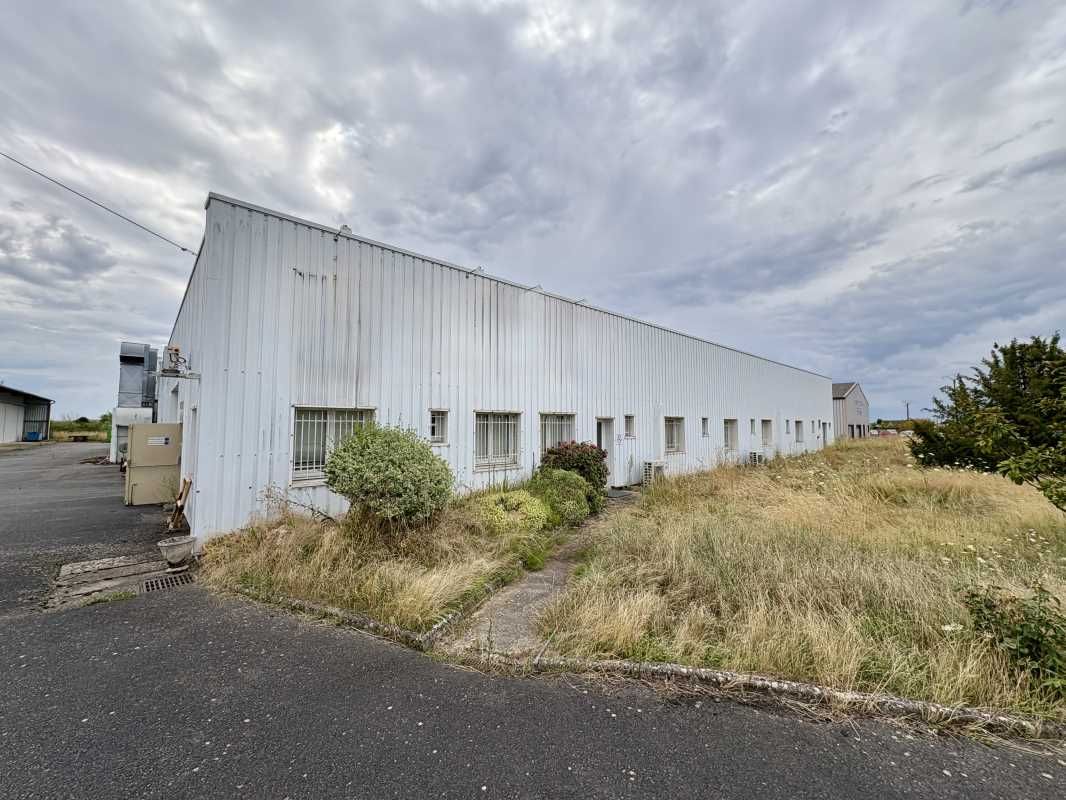 Arthur Loyd vous propose cet ensemble immobilier,