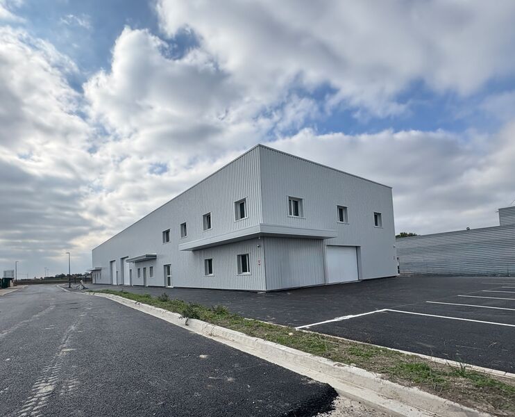 Située au coeur de la zone d'activités des Mardel