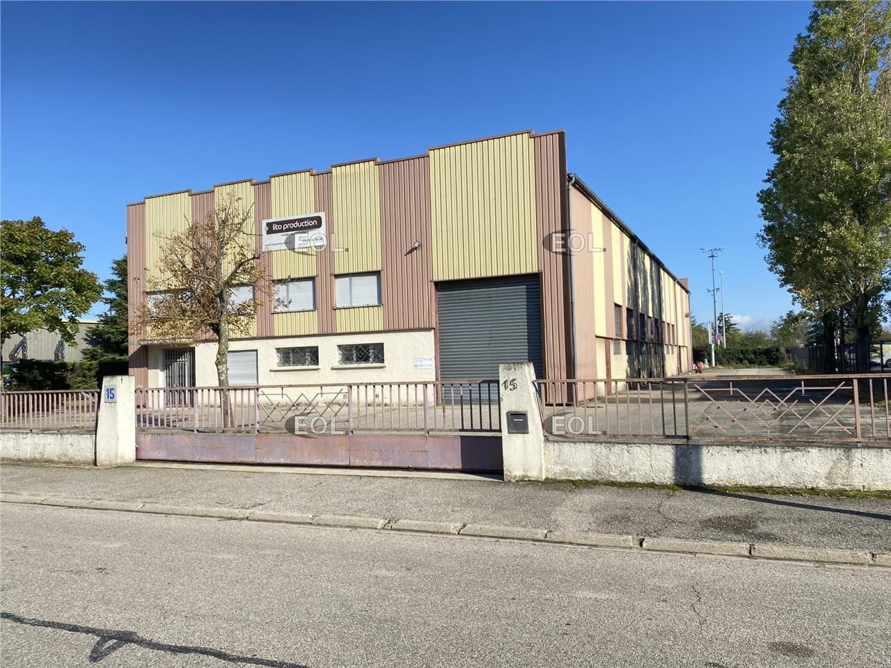 Location Local d'activités 1350 m² non divisibles