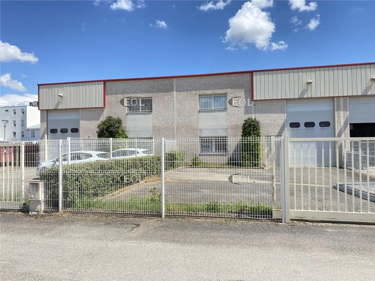 Lot d'activités indépendant à louer