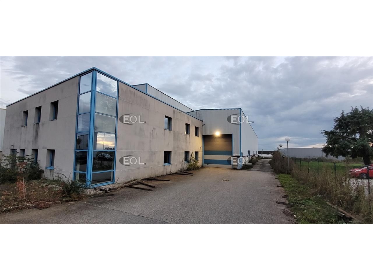 Location Local d'activités 1570 m² non divisibles