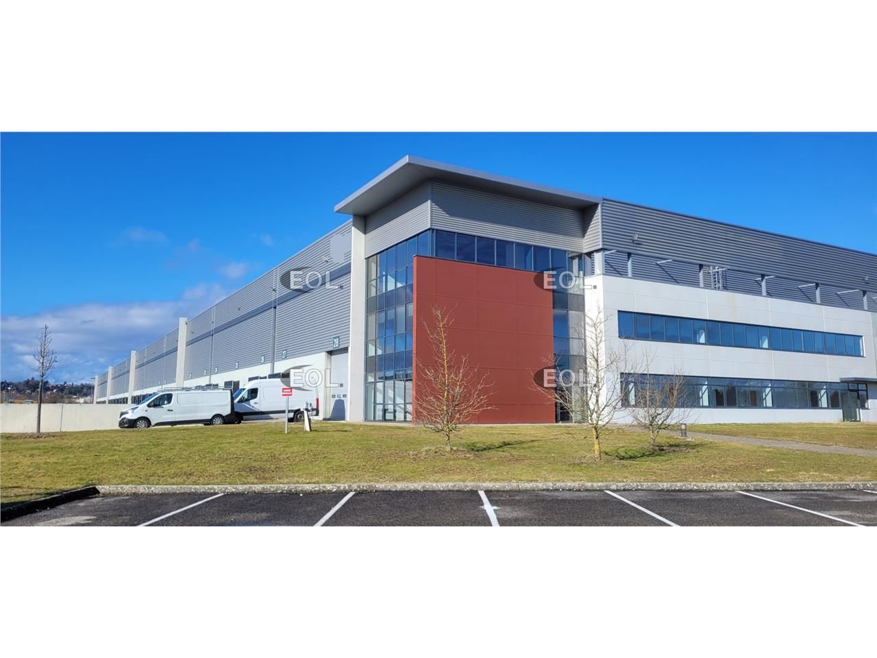 Location Entrepôt 24526 m² non divisibles