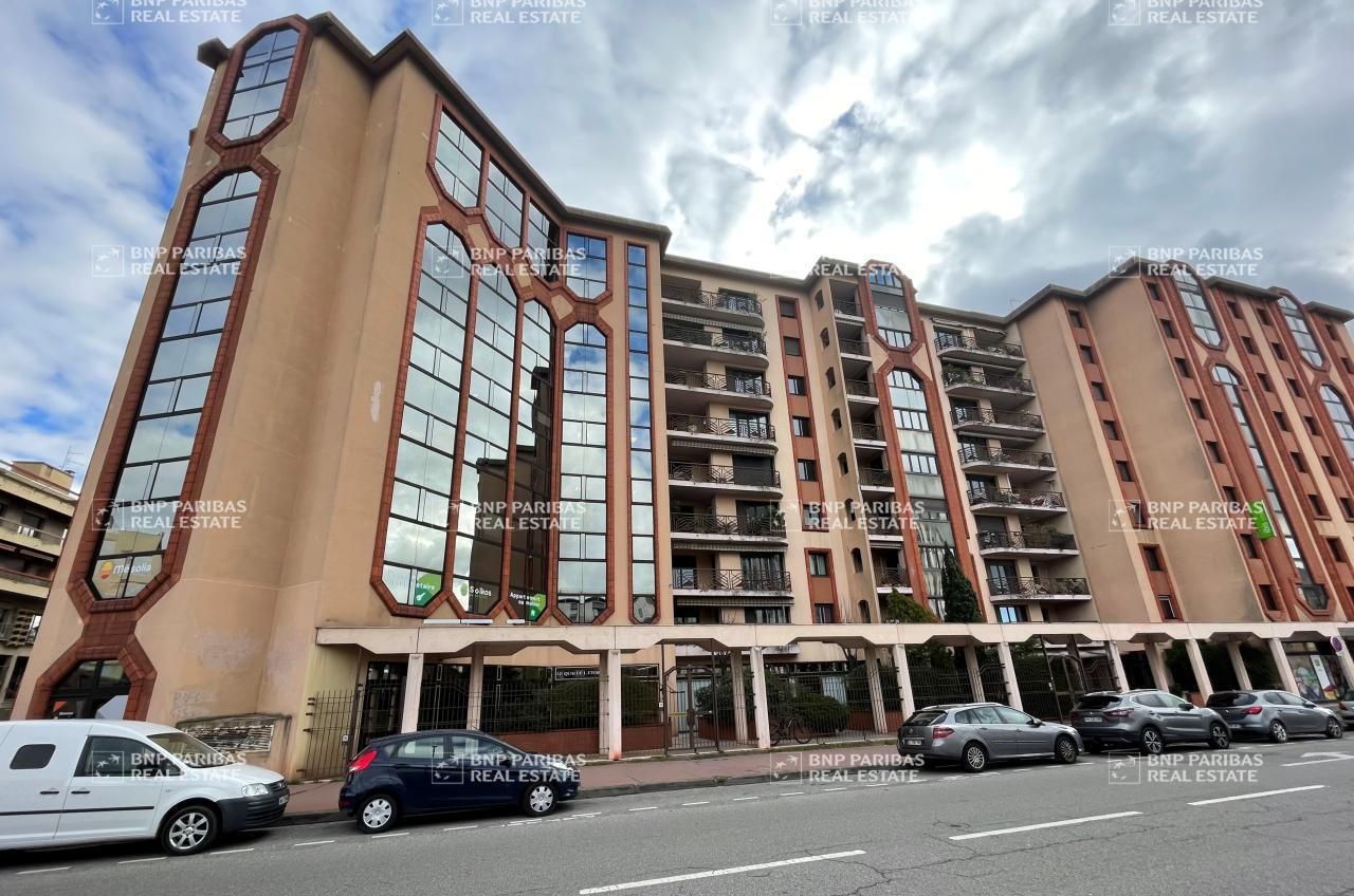 Location Bureaux 951 m² divisibles 31500 Toulouse