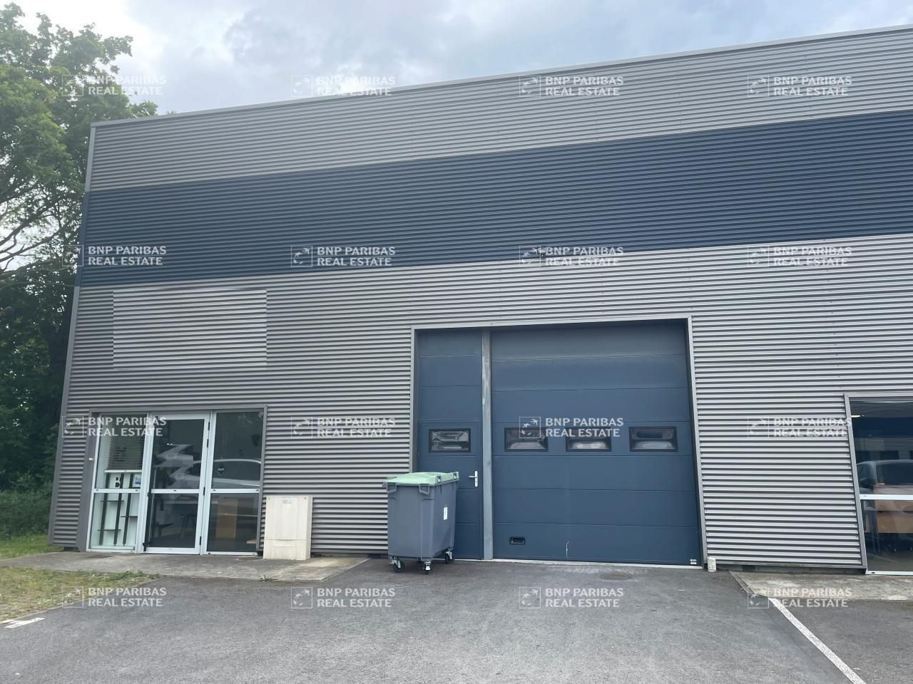 Location Activité 465 m² non divisibles 35740 Pace