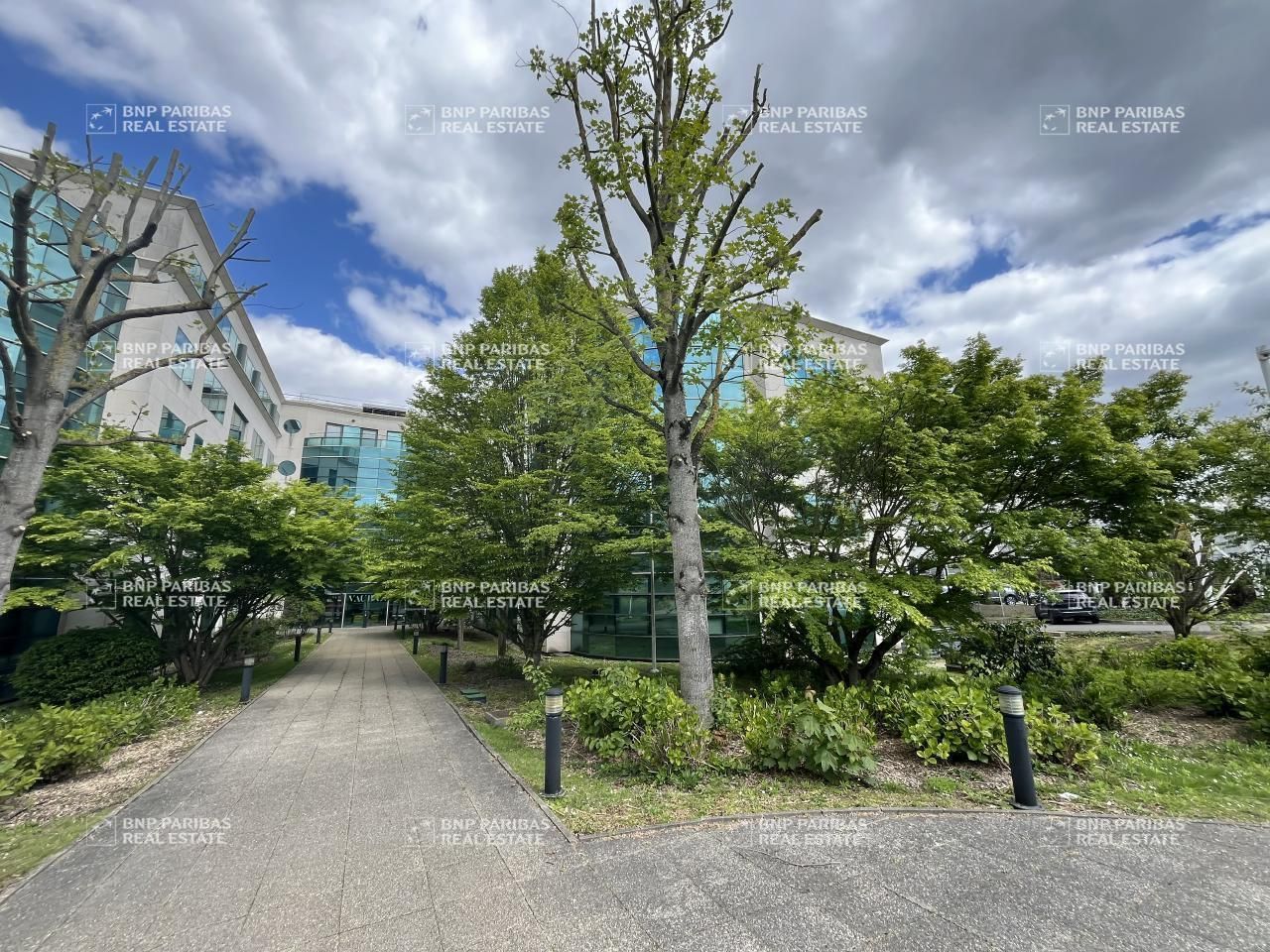 Location Bureaux 2988 m² divisibles 78140 Vélizy-villacoublay