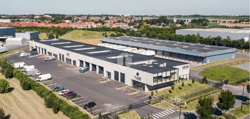 Aires d'Entreprises vous propose, à la location, 