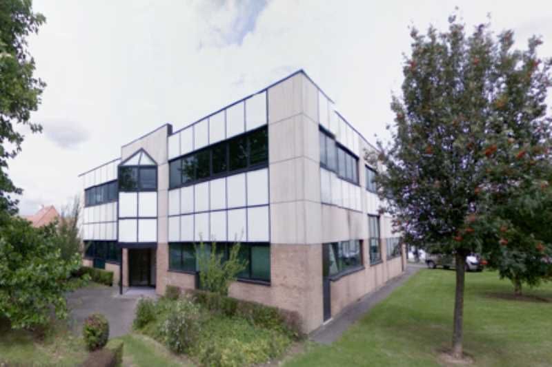 Aires d'Entreprises vous propose, à la location, 