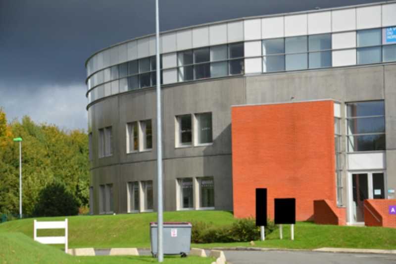 Plateaux de bureaux proche de Lille dans le cadre