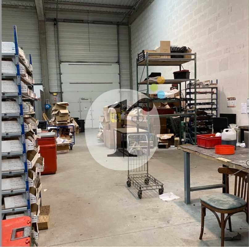 Aires d'Entreprises vous propose, à la location, 