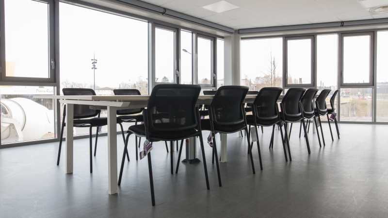 Aires d'Entreprises vous propose, à la location,