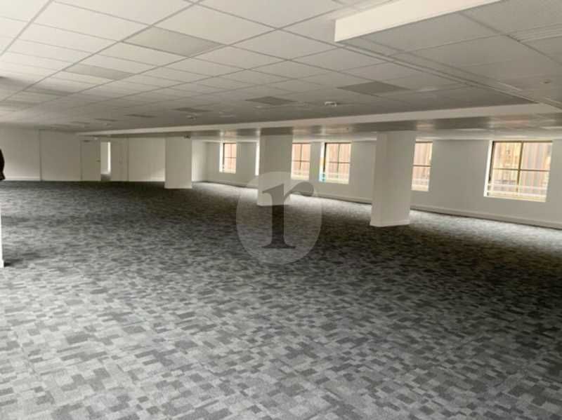 Aires d'Entreprises vous propose, à la location, 