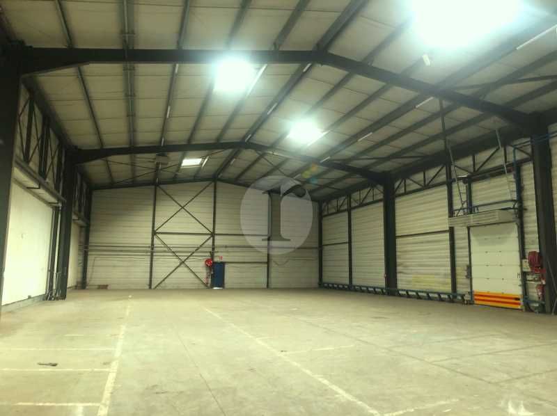 Aires d'Entreprises vous propose, à la location o