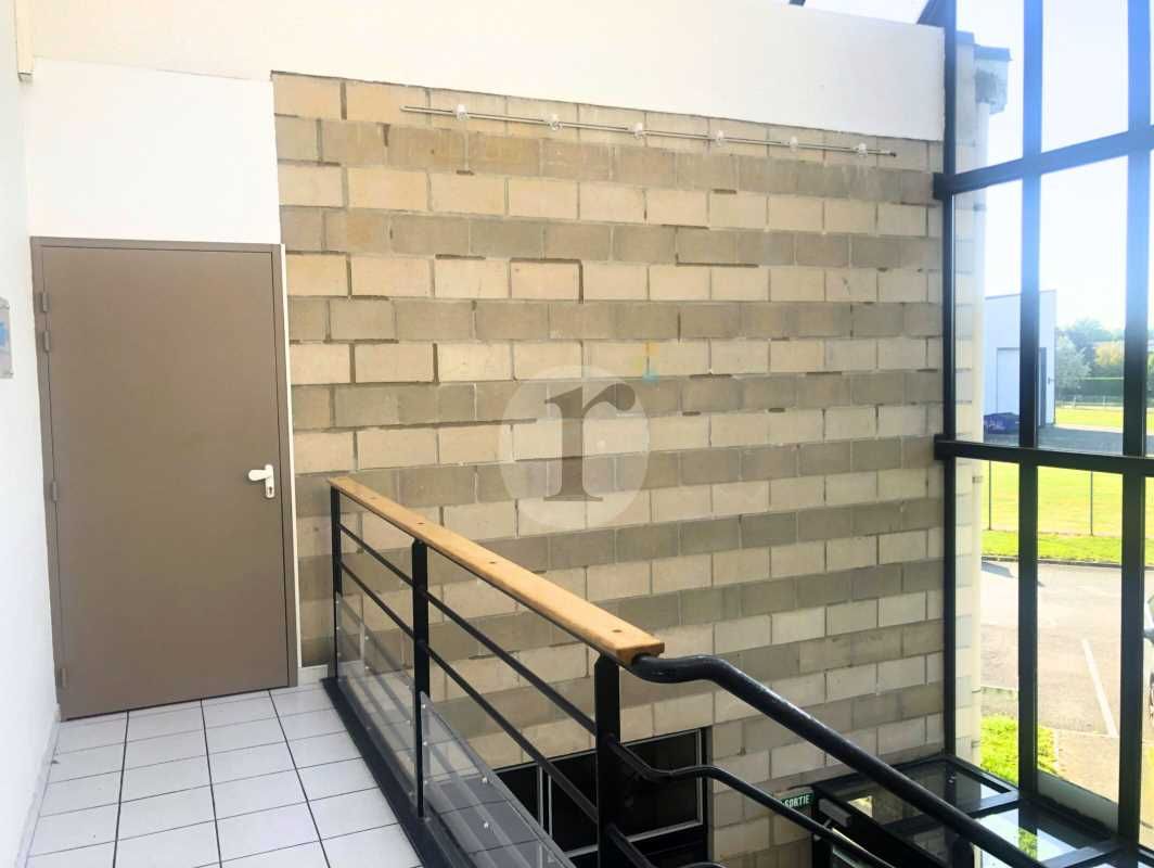 Aires d'Entreprises vous propose, à la location o