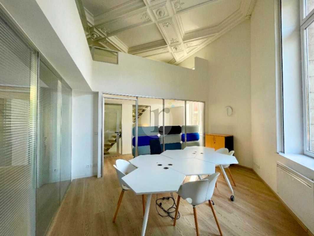 Aires d'Entreprises vous propose, à l'acquisition