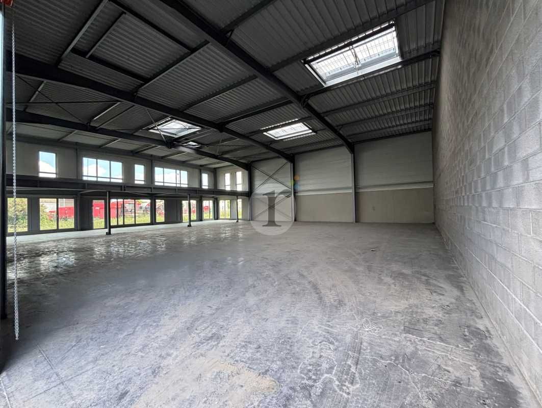 Aires d'Entreprises vous propose, à la location o