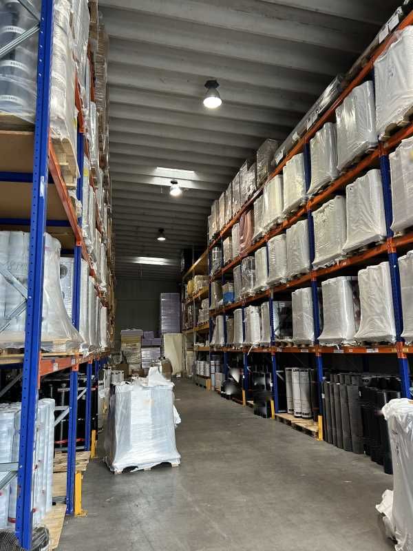 Aires d'Entreprises vous propose, à la location, 