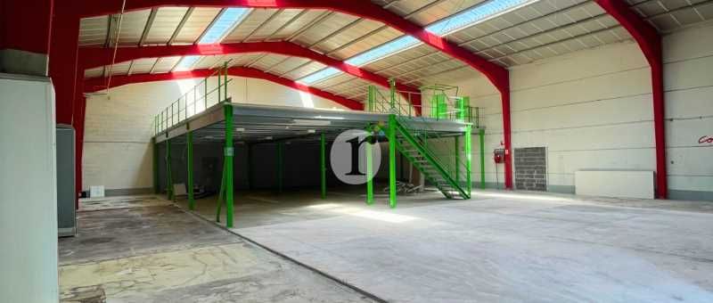 Aires d'Entreprises vous propose, à la location, 