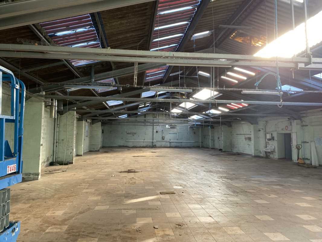 Aires d'Entreprises vous propose, à l'acquisition