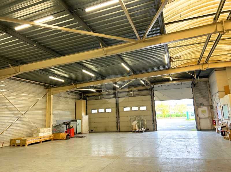 Aires d'Entreprises vous propose, à la location, 