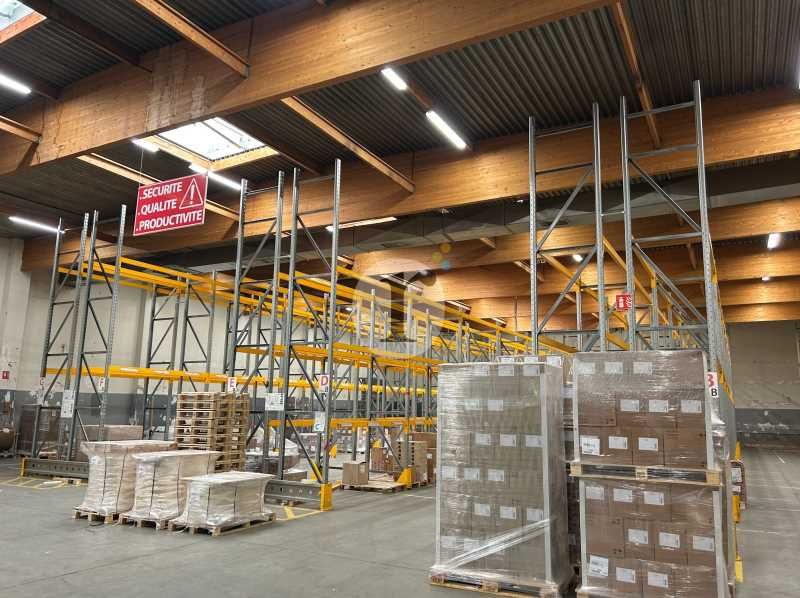 Aires d'Entreprises vous propose, à la location,