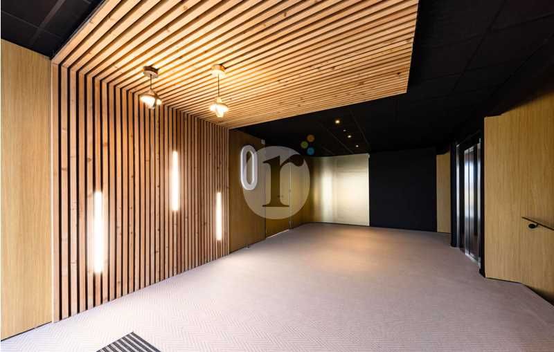 Aires d'Entreprises vous propose, à la location ,