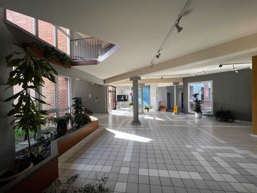 Aires d'Entreprises vous propose, à la location, 